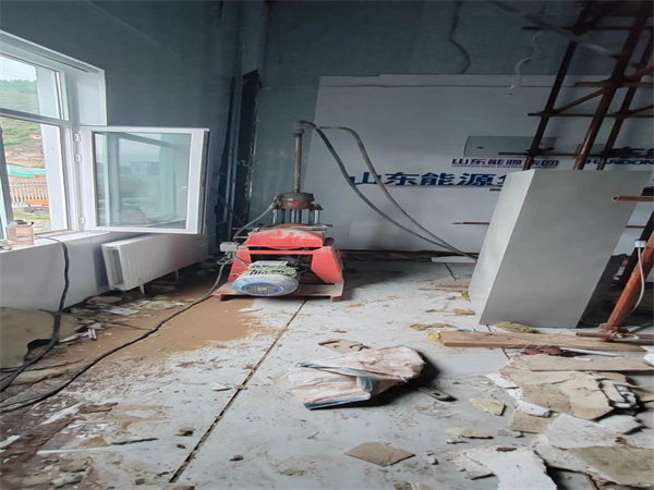 七星地基基础下沉墙体裂缝加固注浆顶升施工